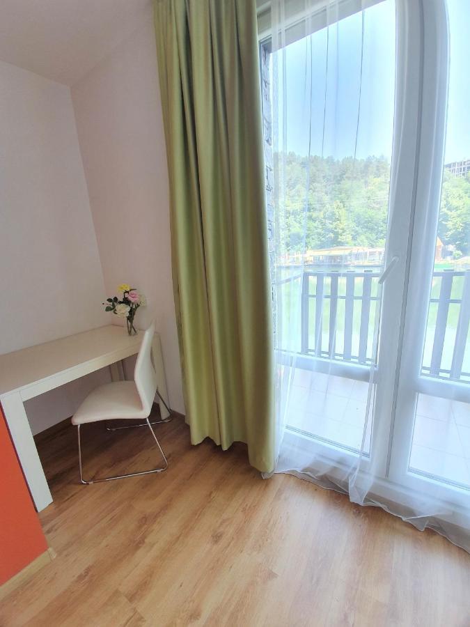 Resort Waterside 3*